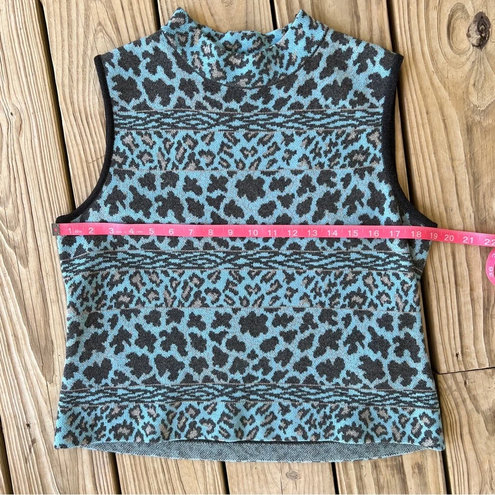 St John vintage mock neck leopard sleeveless sweater Santana M blue gray